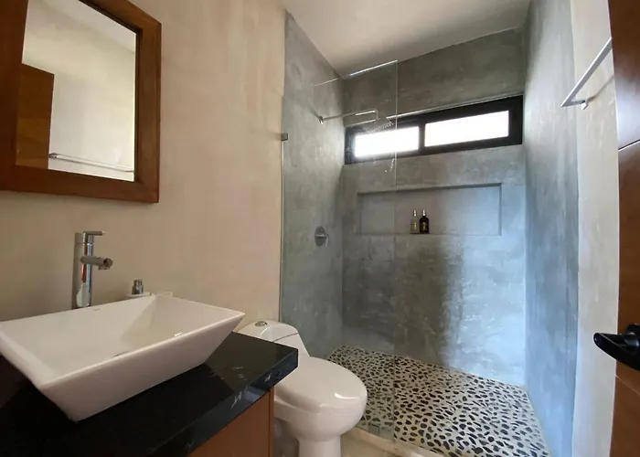 Room In Studio - Beautiful Jungle View Luxury Studio Pensión *
